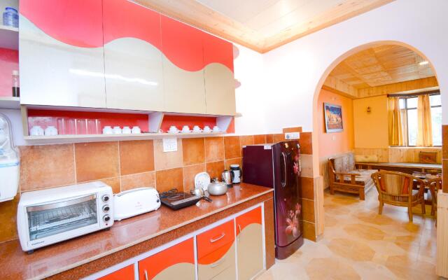 OYO Home 37291 Pine View Stuido Stay Kanlog