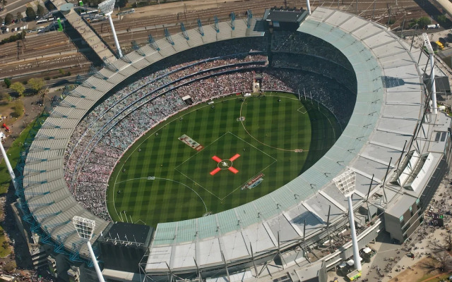 Mega Style Apartments The International