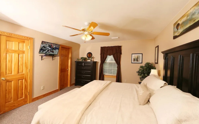 Pinnacle View 7B - Three Bedroom Chalet