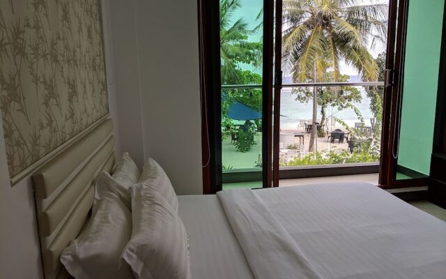 Huvan Beach Hotel at Hulhumale'