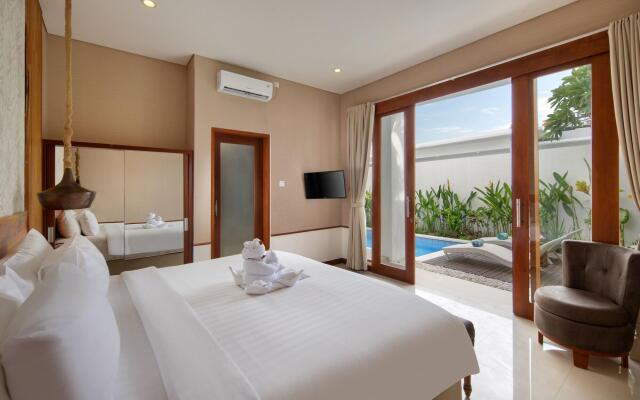 The Luxury Collection, Monaco Blu