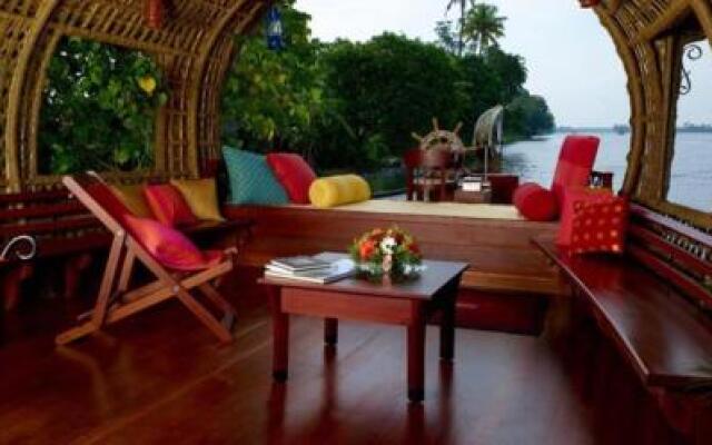 Dona House Boats at Alappuzha (Alleppey Backwaters)