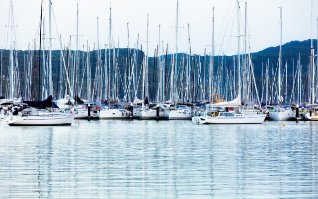 Mirage Hotel Newport