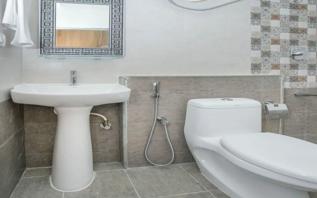 OYO 11387 Hotel Kozy Rooms