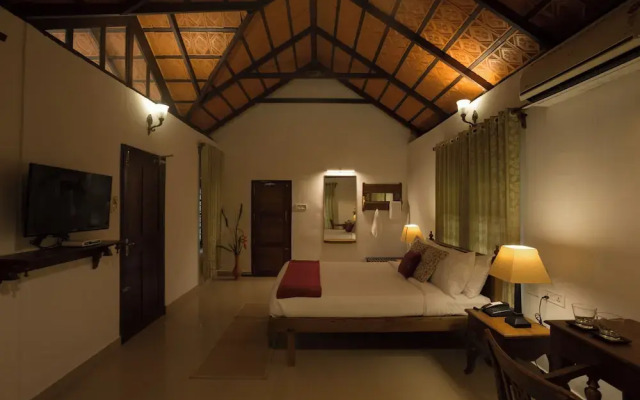 Palmgrove Lake Resort