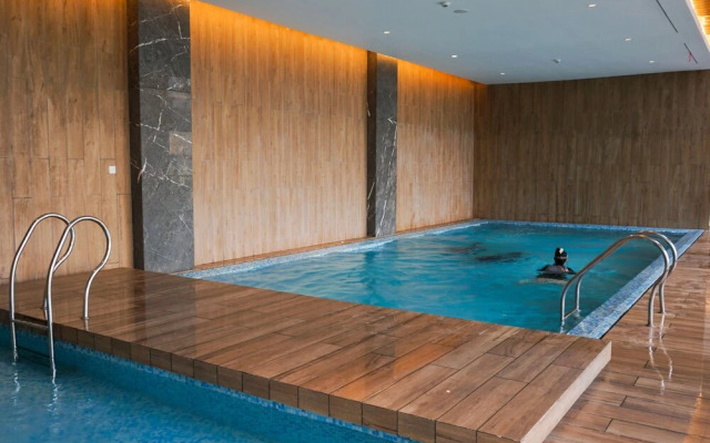 Comfy 2 Br Apartment At Taman Anggrek Residence