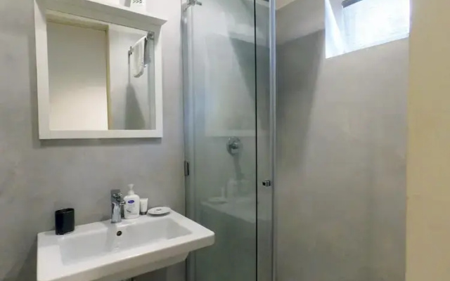 Sr-i754-giude36a1 - Ares Vintage Apartment