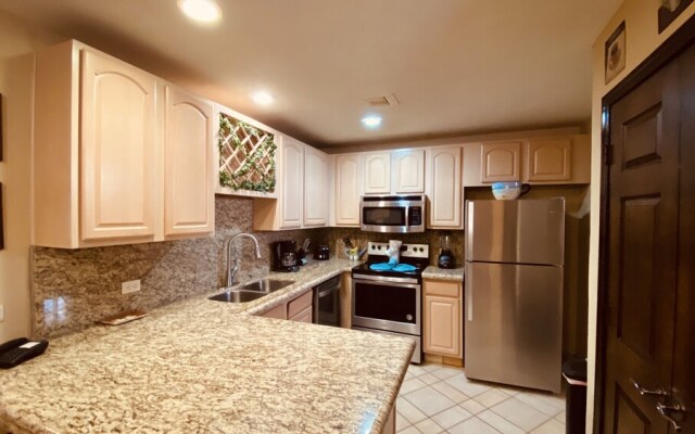 Baja 305 - 2 Br Condo
