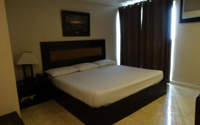 Paragon Tower Hotel