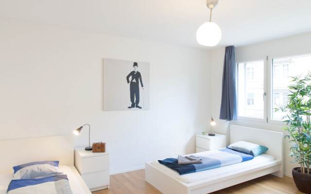 ZH Kreuzplatz I - Hitrental Apartment