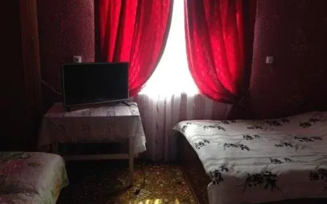 Guset House U Morya