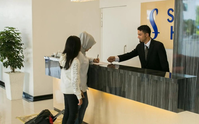 Savana Hotel & Serviced Apartments