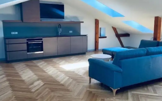 Roze Republikas Apartments