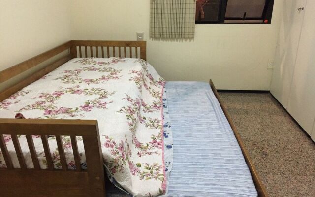 Apartamento mobiliado pertinho beira mar
