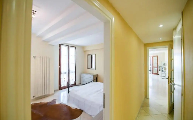 Giulia Apartment With Lake View in Verbania