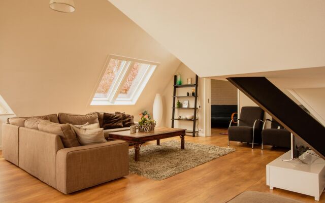 Family Villa Near the Ijsselmeer and Forrest