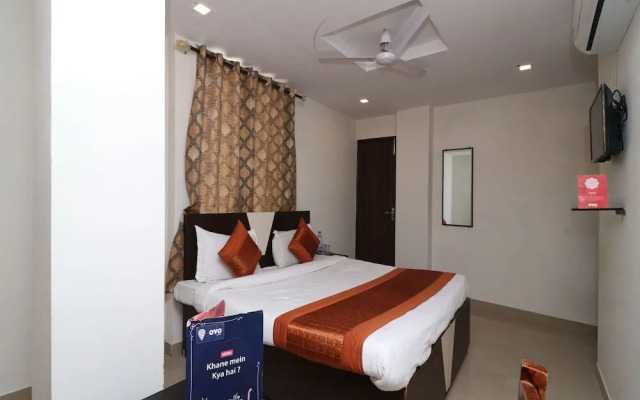 Mayesha Residency by OYO Rooms