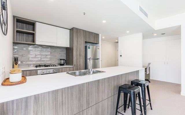 Luxury 2 Bed Apt In South Brisbane And Free Parking Qsb058