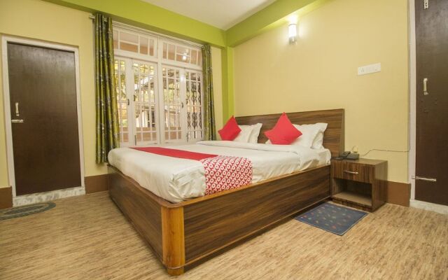 OYO 23591 Nightingale Residency
