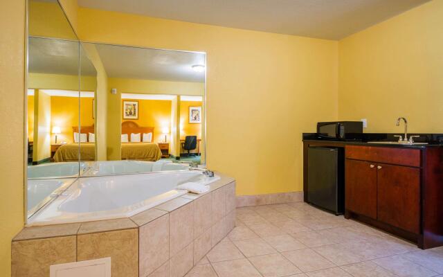Quality Inn & Suites Franklin