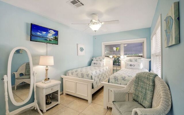 Island Tropical Retreat