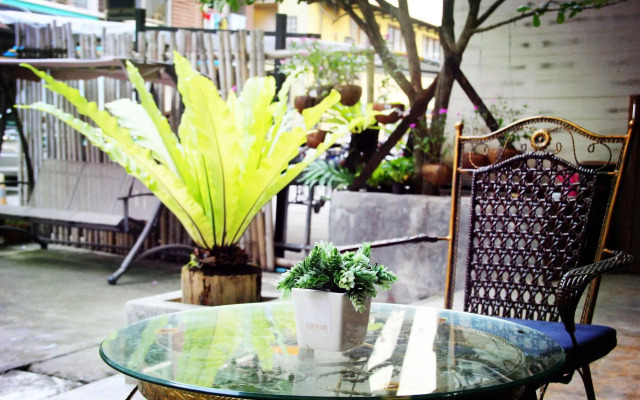 Dengba Hostel