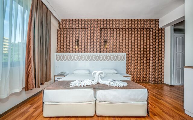 Limoncello Palmera Kleopatra Beach Hotel