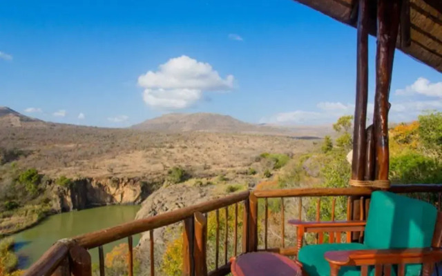 Mkuze Falls Game Lodge