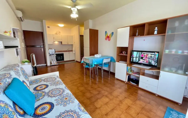 Amazing Flat Just 350m From the sea