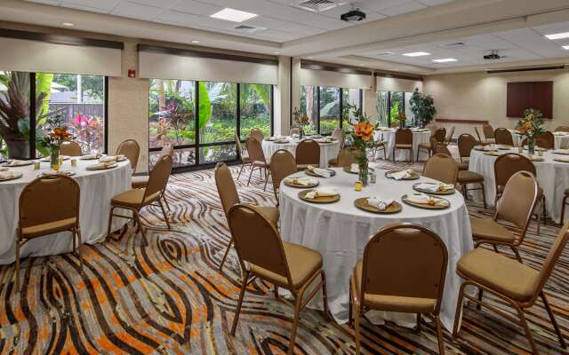 Best Western Plus Kendall Hotel & Suites