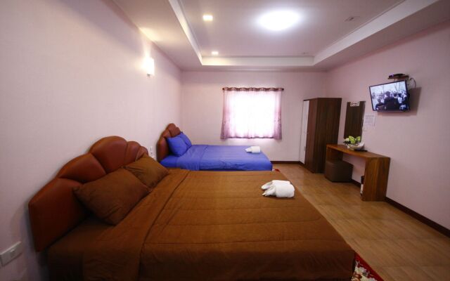 Hi Tech Resort