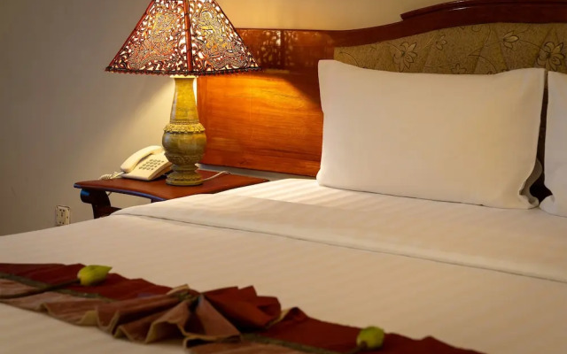 Dragon Royal Angkor Hotel