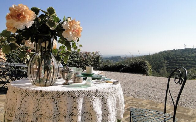 Villa Close to Florence, Hot Tub & Breathtaking View