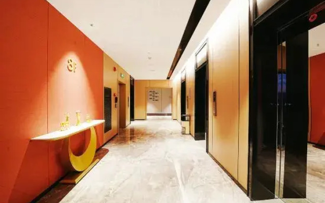 Borrman Hotel (Liuzhou Baisha Bridge Cruise Terminal)