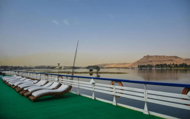 Nile Carnival Cruise