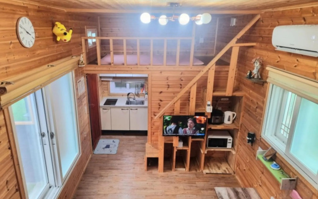 Goseong Wanggok Hue Pension