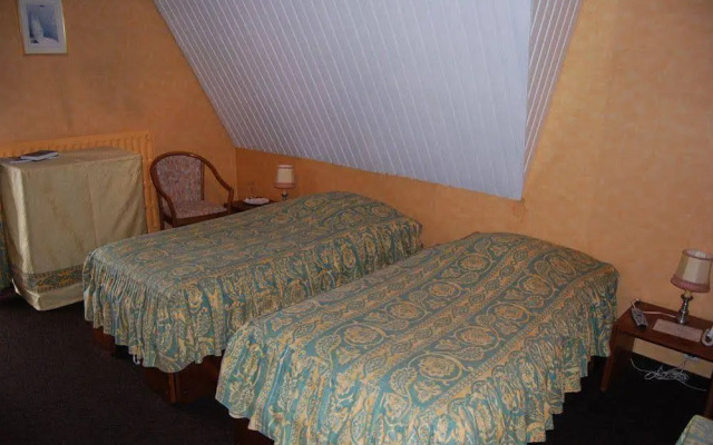 Hostellerie La Villa Des Roses