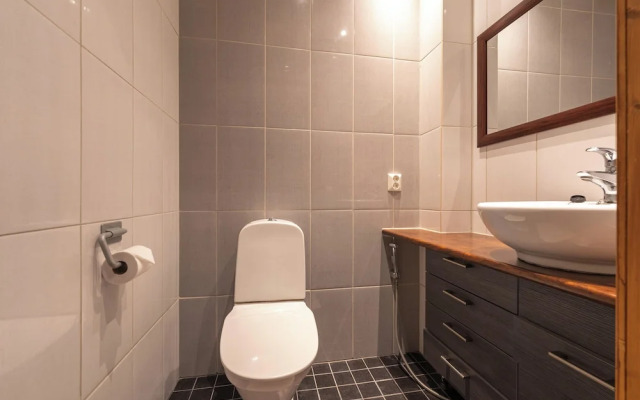 Comfy Cabin in Tahko  with Hot Tub. Private Sauna