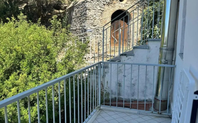 Mare Apartment 4