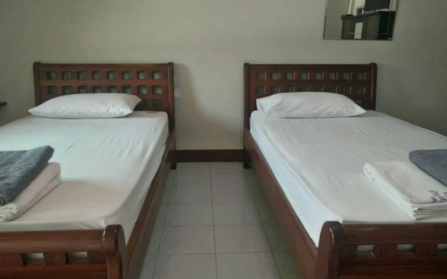 Baan Suan Nam Resort