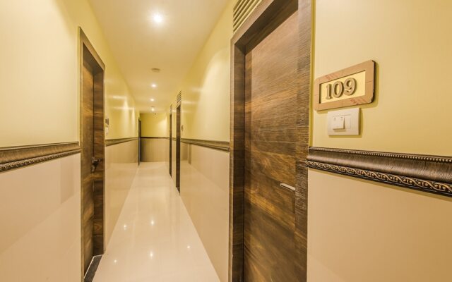 Oyo 9187 Adlon International	