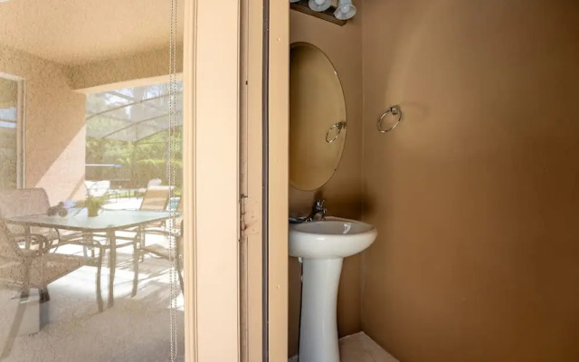 Themed Bedrooms and Large Pool