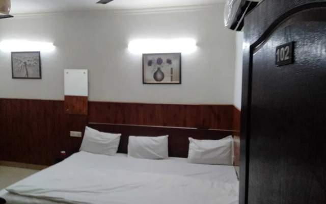 Hotel Sai by OYO Rooms