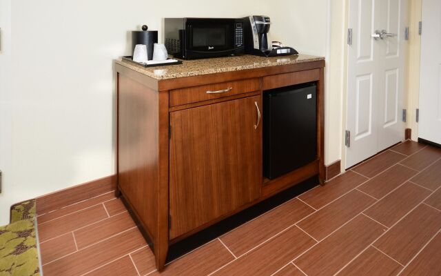 Hilton Garden Inn Greensboro Airport