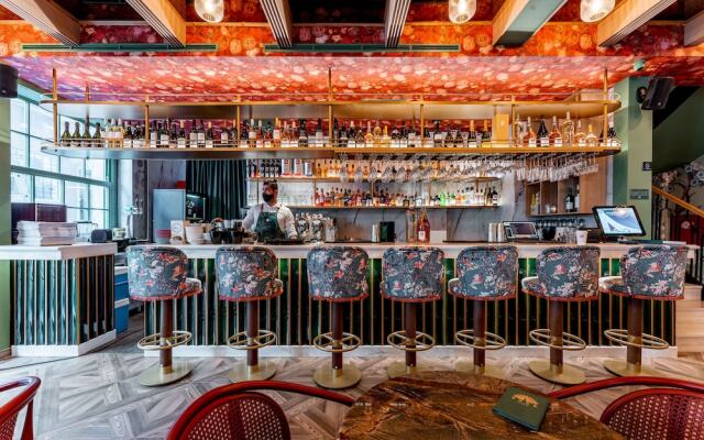 Snob Athens