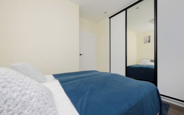 Andersa Apartment near Old Town by Renters