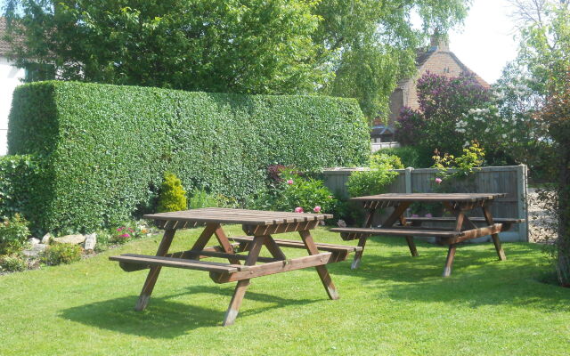 Old Coach House Motel