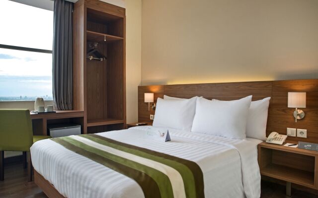 Grand Whiz Hotel Poins Simatupang Jakarta