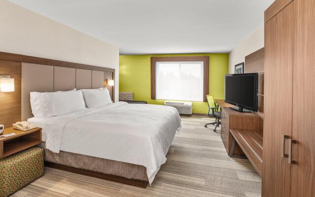 Holiday Inn Express & Suites Tacoma, an IHG Hotel