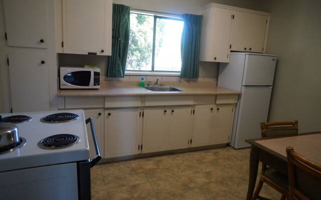 Westward Inn & Suites